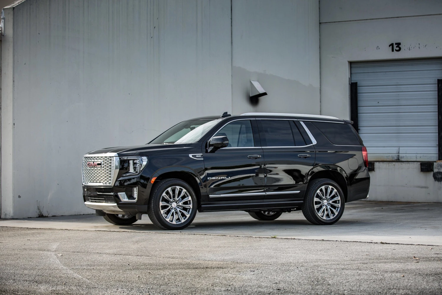 SB-GM-5GSUV/10TW3 SB-GM-5GSUV/10TW3 -JLAudioZone SB GM 5GSUV 10TW3 VEH