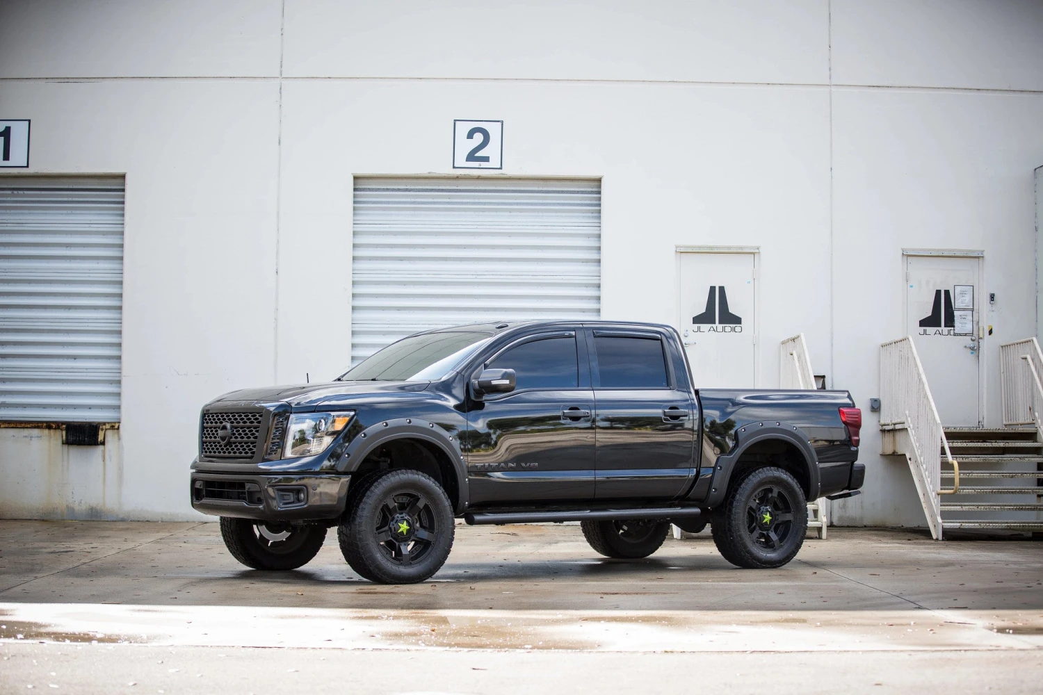 SB-N-TTNCRW2G/10TW3 SB-N-TTNCRW2G/10TW3 -JLAudioZone SB N TTNCRW2G 10TW3 VEH 1